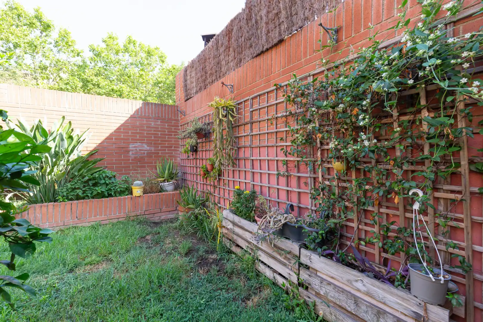 Garten von Erdgeschoss zum Verkauf in Rubí mit Klimaanlage, Heizung und Terrasse