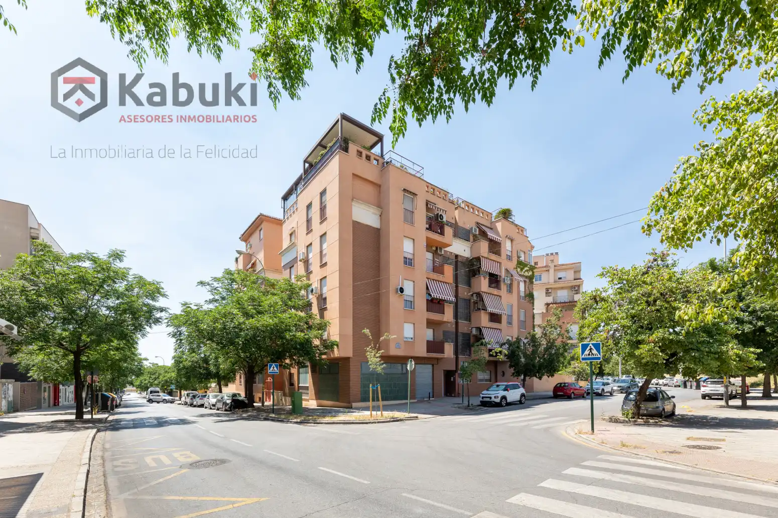 Exterior view of Flat for rent in Granada  with Air Conditioner, Heating and Terrace