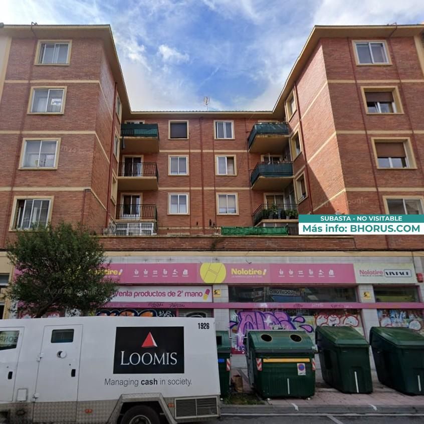 Vista exterior de Pis en venda en  Pamplona / Iruña