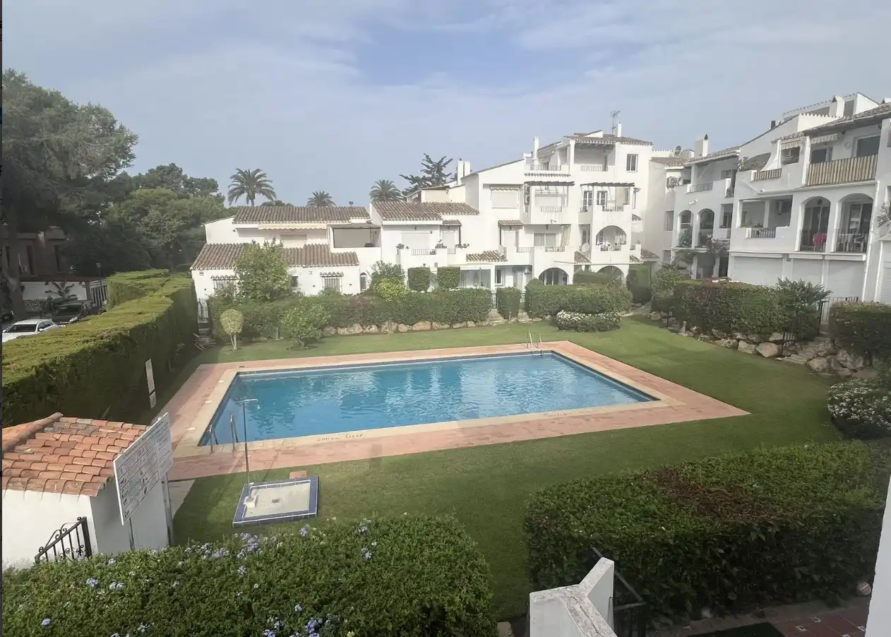 Jardí de Apartament en venda en Estepona amb Aire condicionat, Jardí privat i Terrassa