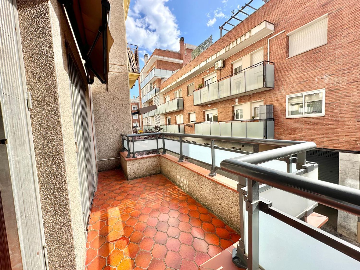 Terrassa de Casa o xalet en venda en L'Hospitalet de Llobregat amb Aire condicionat, Calefacció i Terrassa