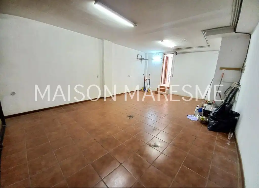 Dúplex en venta en Canet de Mar con Aire acondicionado, Calefacción y Terraza