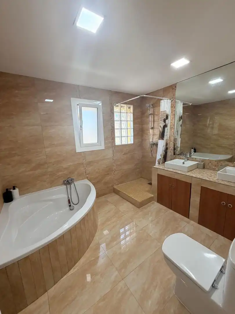 Baño de Casa o chalet en venta en Can Font - Ca n'Avellaneda