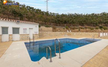 Piscina de Pis en venda en Vélez-Málaga amb Terrassa, Balcó i Piscina comunitària