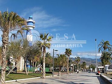 Flat with pool for sale in Torre del Mar