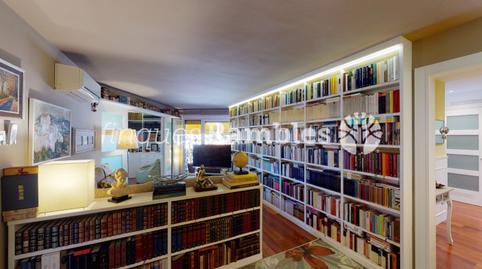 Foto 2 de Piso en venta en El Poble Sec, Barcelona