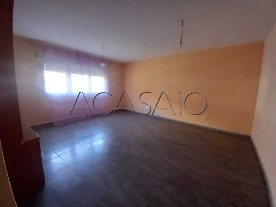 Sala de estar de Casa o chalet en venta en Maqueda con Aire acondicionado, Calefacción y Trastero