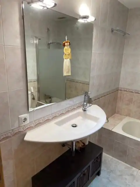 Baño de Dúplex de alquiler en Zaragoza con Aire acondicionado, Calefacción y Terraza