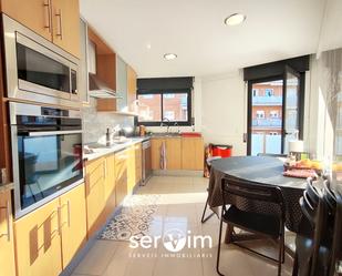 Kitchen of Attic for sale in Girona Capital  with Air Conditioner, Heating and Parquet flooring