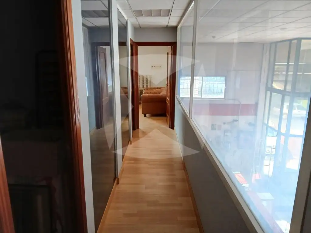 Industrial building to rent in Calle Nueva Creacion, imagen 37