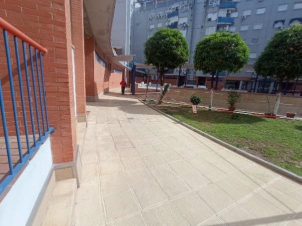 Vista exterior de Pis en venda en  Sevilla Capital