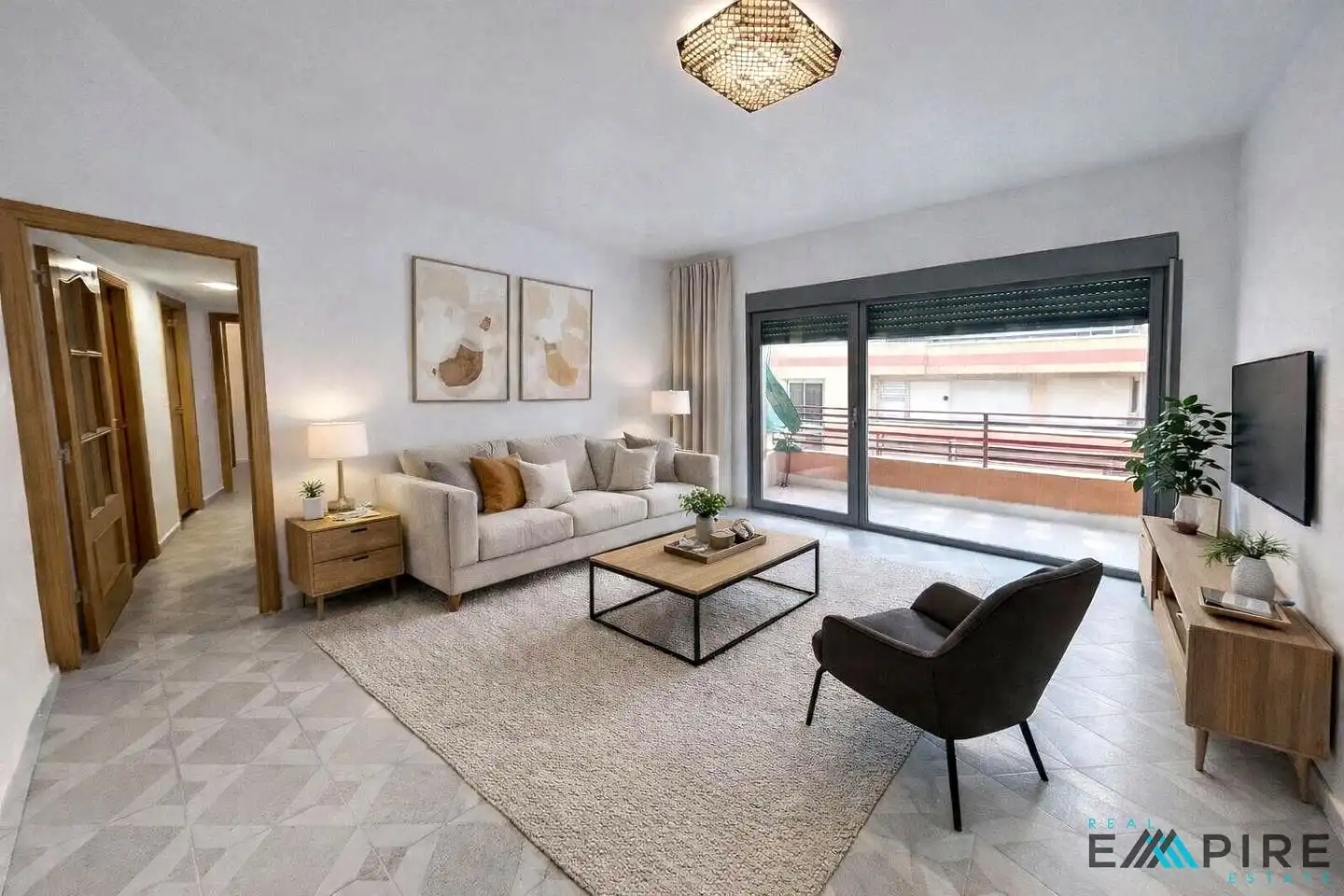 Flat for sale in Reyes