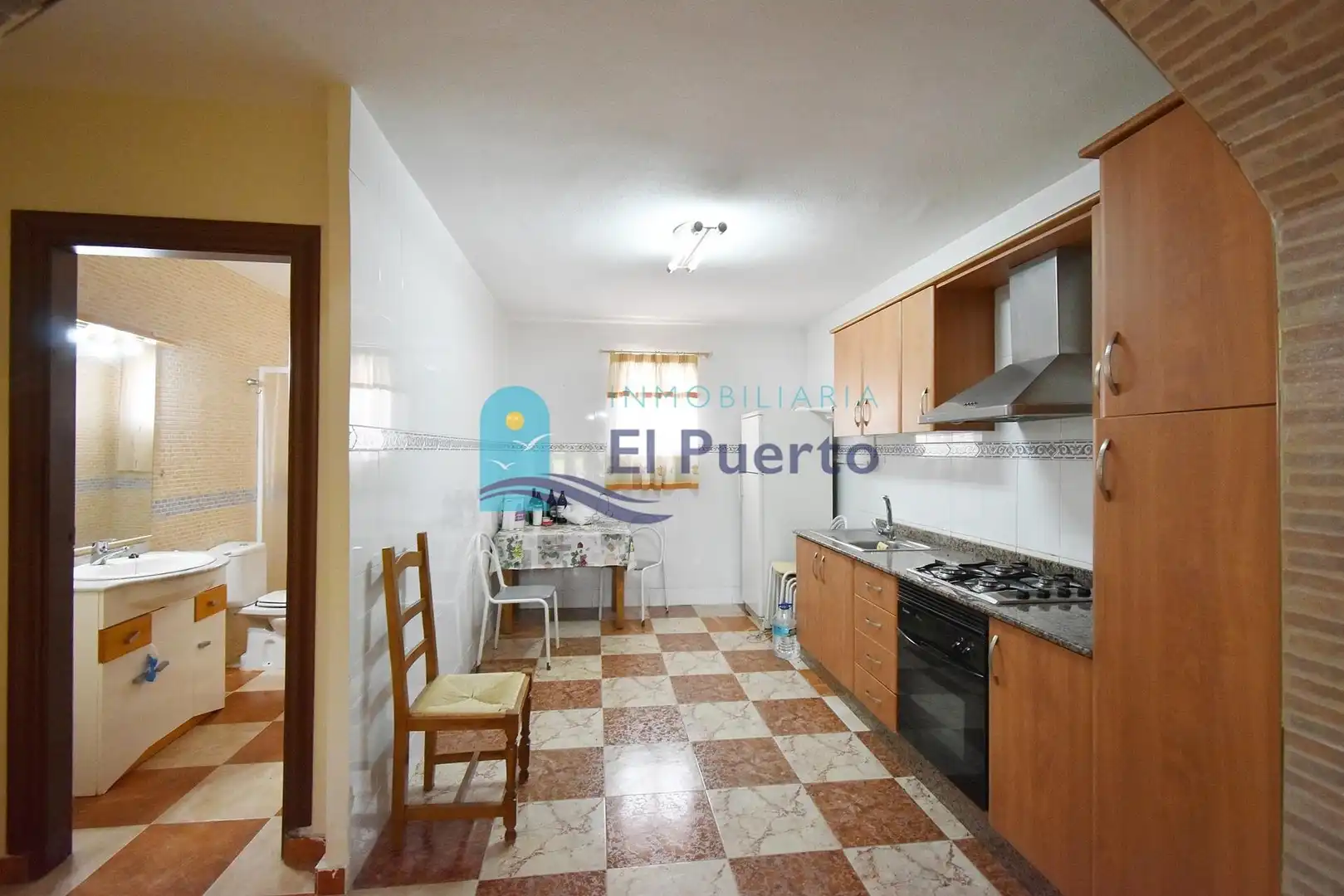 Cuina de Casa o xalet en venda en Alhama de Murcia amb Jardí privat, Terrassa i Moblat