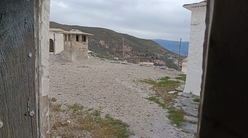 Foto 4 de Casa adosada en venta en Calle Arraíces, 5, Alpujarra de la Sierra, Granada