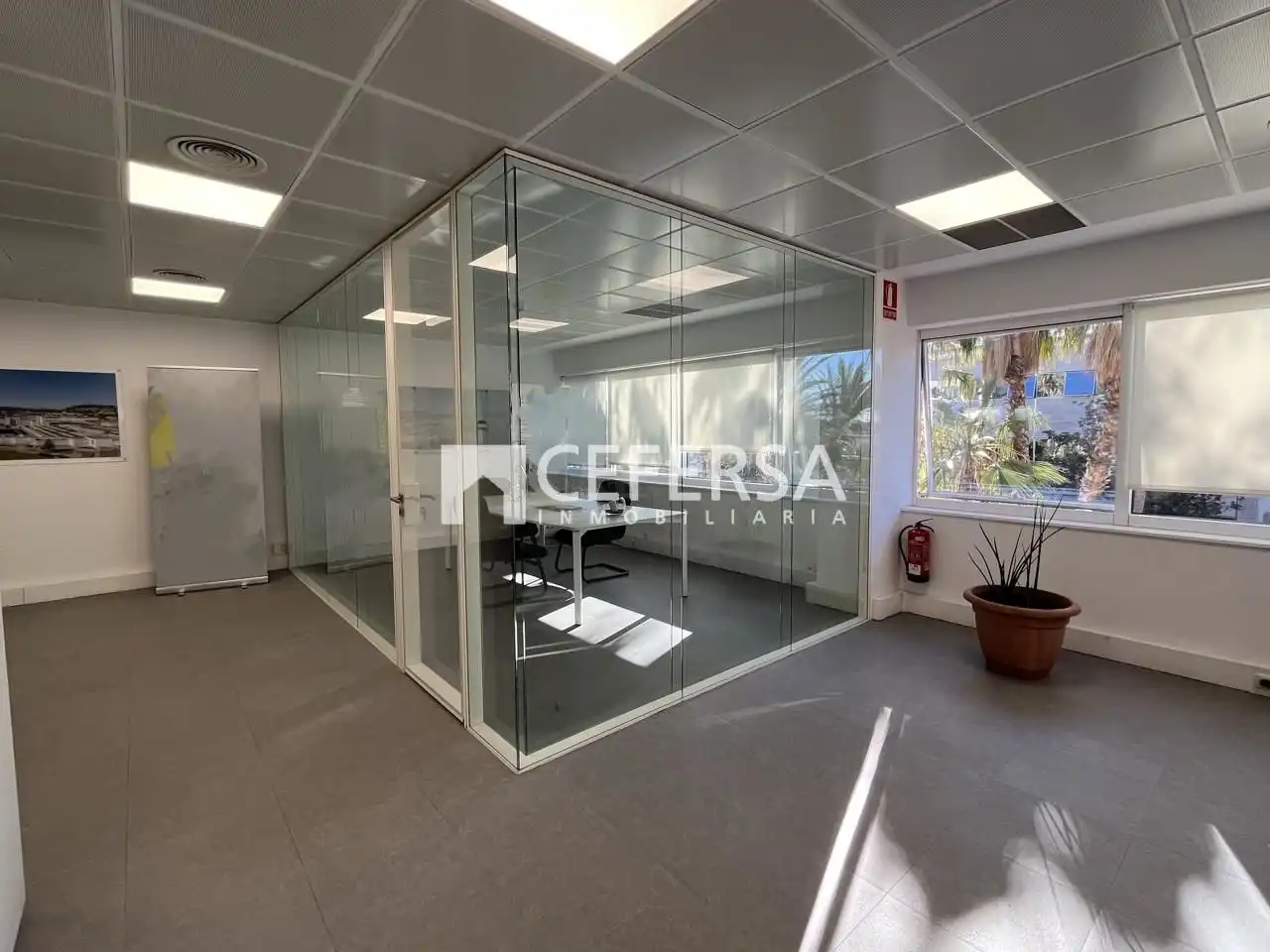 Bureau avec ascenseur à louer à De L'Hospitalet, imagen 4