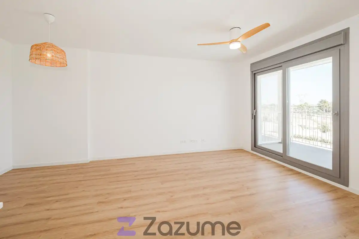 Schlafzimmer von Wohnung zur Miete in Dos Hermanas mit Klimaanlage, Heizung und Privatgarten