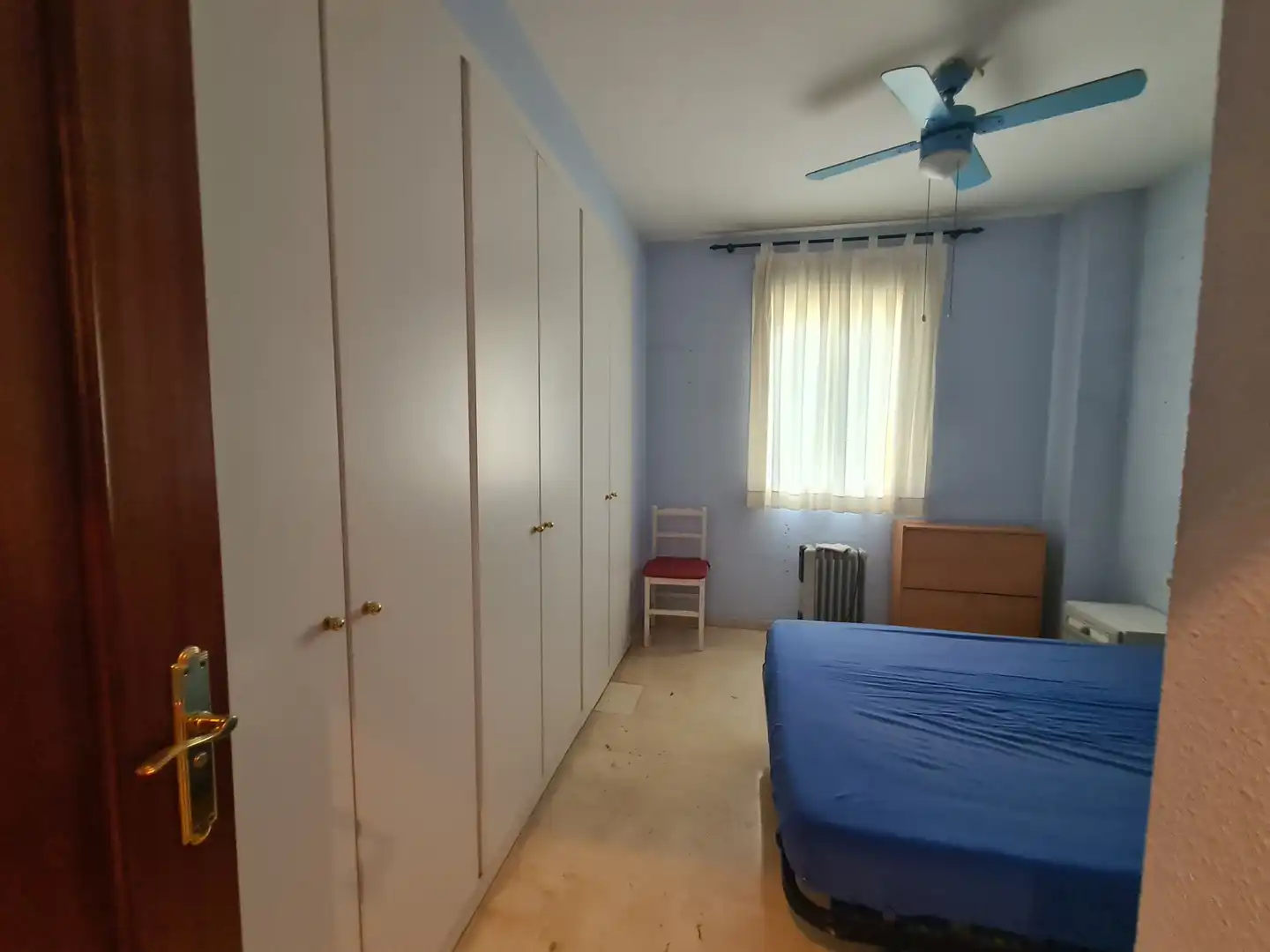 Bedroom of Flat for sale in Sevilla  with Air Conditioner and Storage room