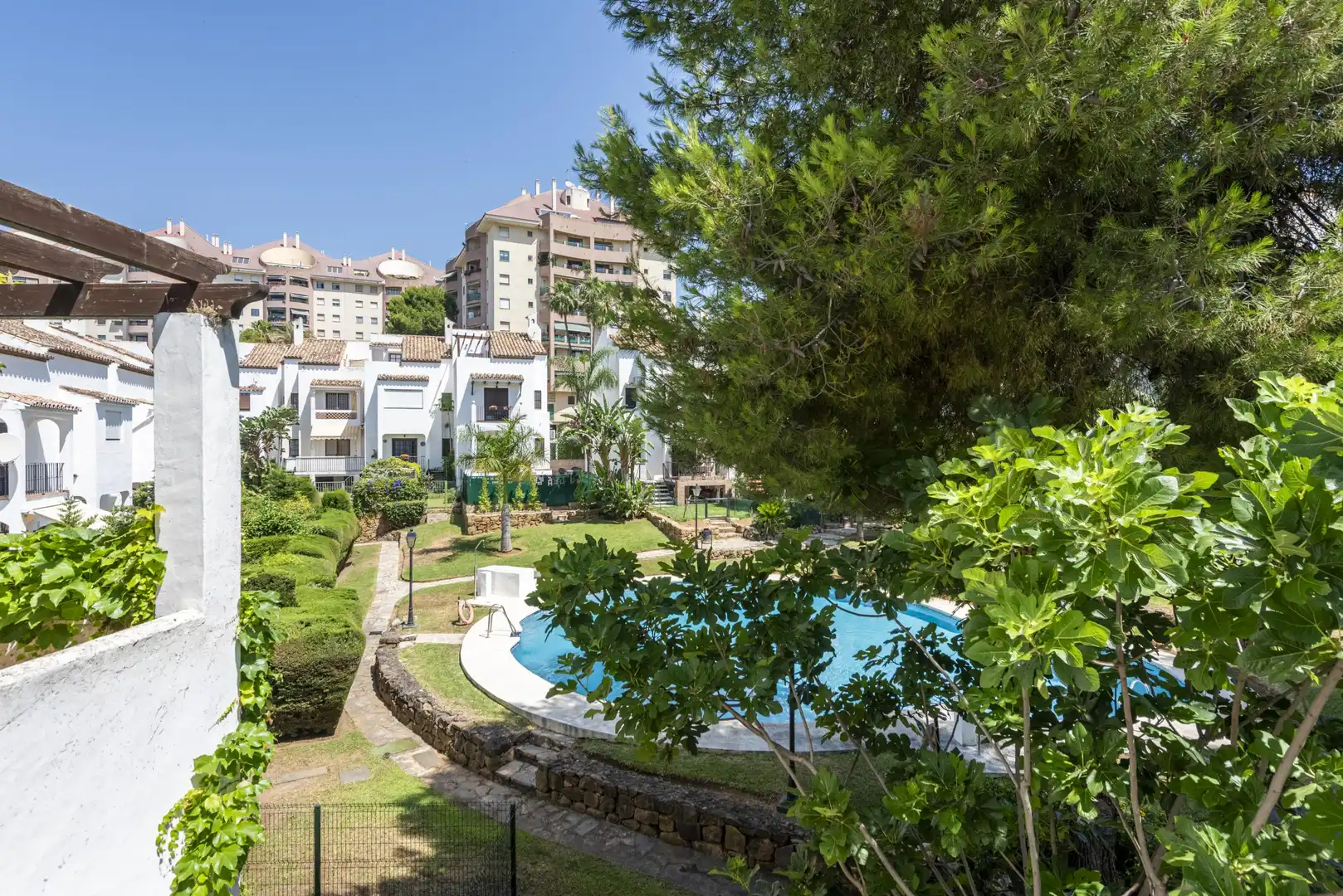 Jardín de Casa adosada en venta en Marbella con Jardín privado, Terraza y Amueblado