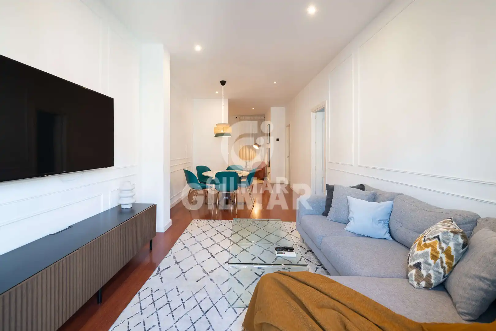 Living room of Flat for sale in Madrid  with Heating