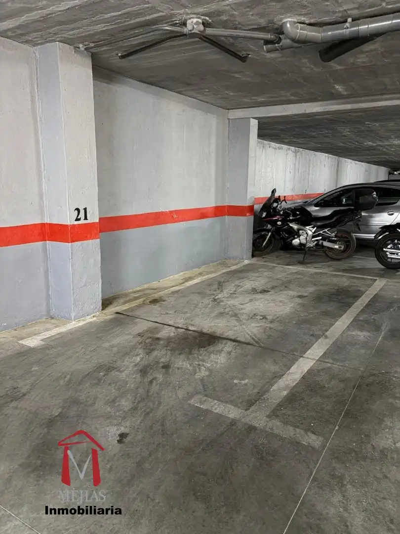 Piso con ascensor en venta en Zona de la Vega, imagen 25