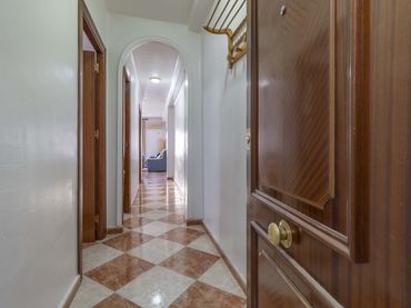 Wohnung mit Garten zum Verkauf in Triana