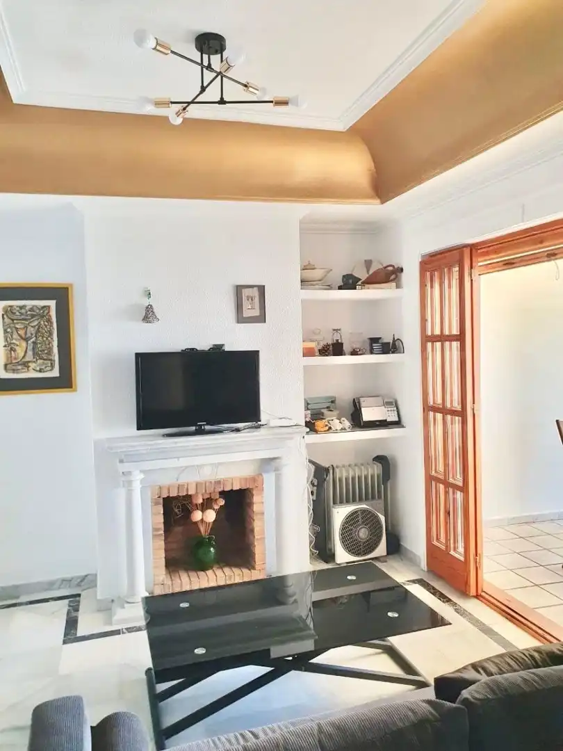 Sala de estar de Apartamento de alquiler en Cartagena con Aire acondicionado, Piscina y Amueblado