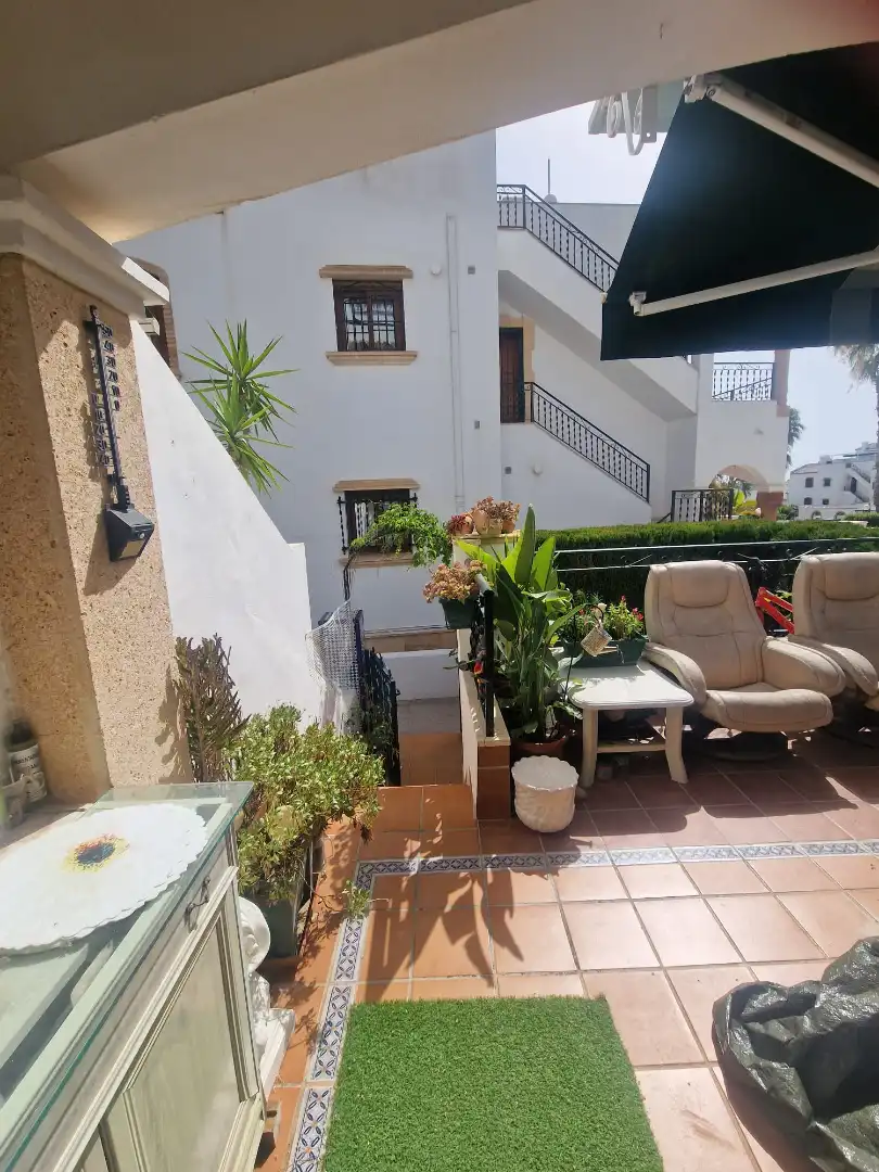 Terrassa de Casa adosada en venda en Orihuela amb Aire condicionat, Jardí privat i Terrassa