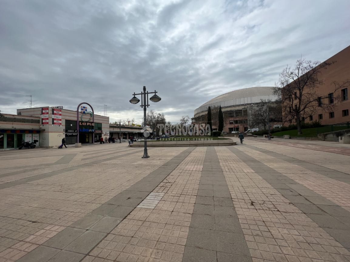 Vista exterior de Garatge en venda en Leganés