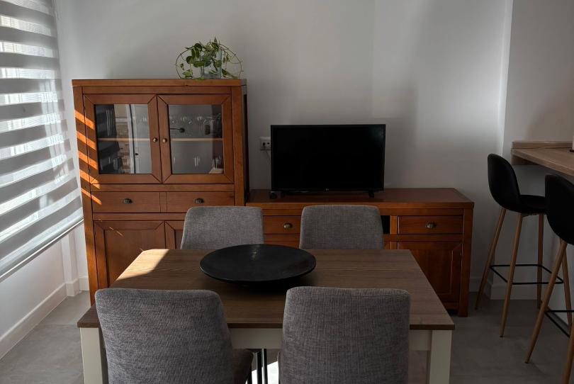 Foto 1 de Pis de lloguer a Avenida de Los Guindos, 29, Los Guindos - Parque Mediterráneo - Santa Paula, Málaga