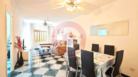 Foto 3 de Piso en venta en Avenida Vivar Téllez, 40, Hispanidad - Vivar Téllez, Vélez-Málaga
