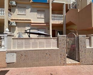 Vista exterior de Apartament en venda en Orihuela amb Aire condicionat, Calefacció i Terrassa