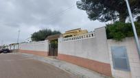 Vista exterior de Casa o xalet en venda en Castellet i la Gornal amb Calefacció, Jardí privat i Terrassa