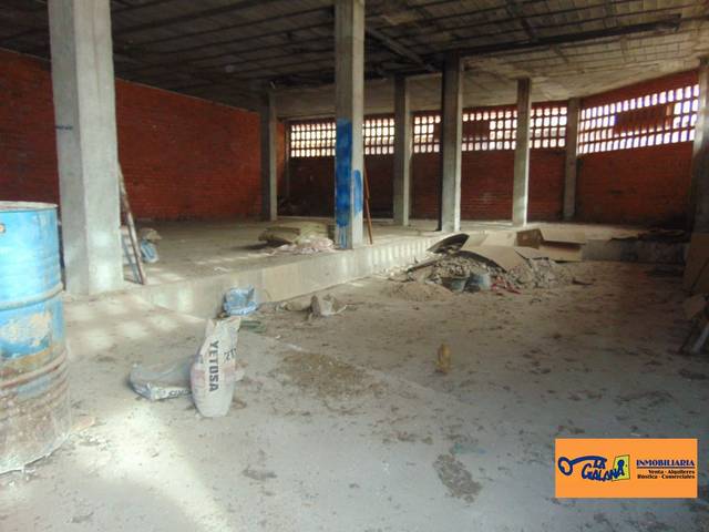 Local comercial en Alquiler en Valdepeñas