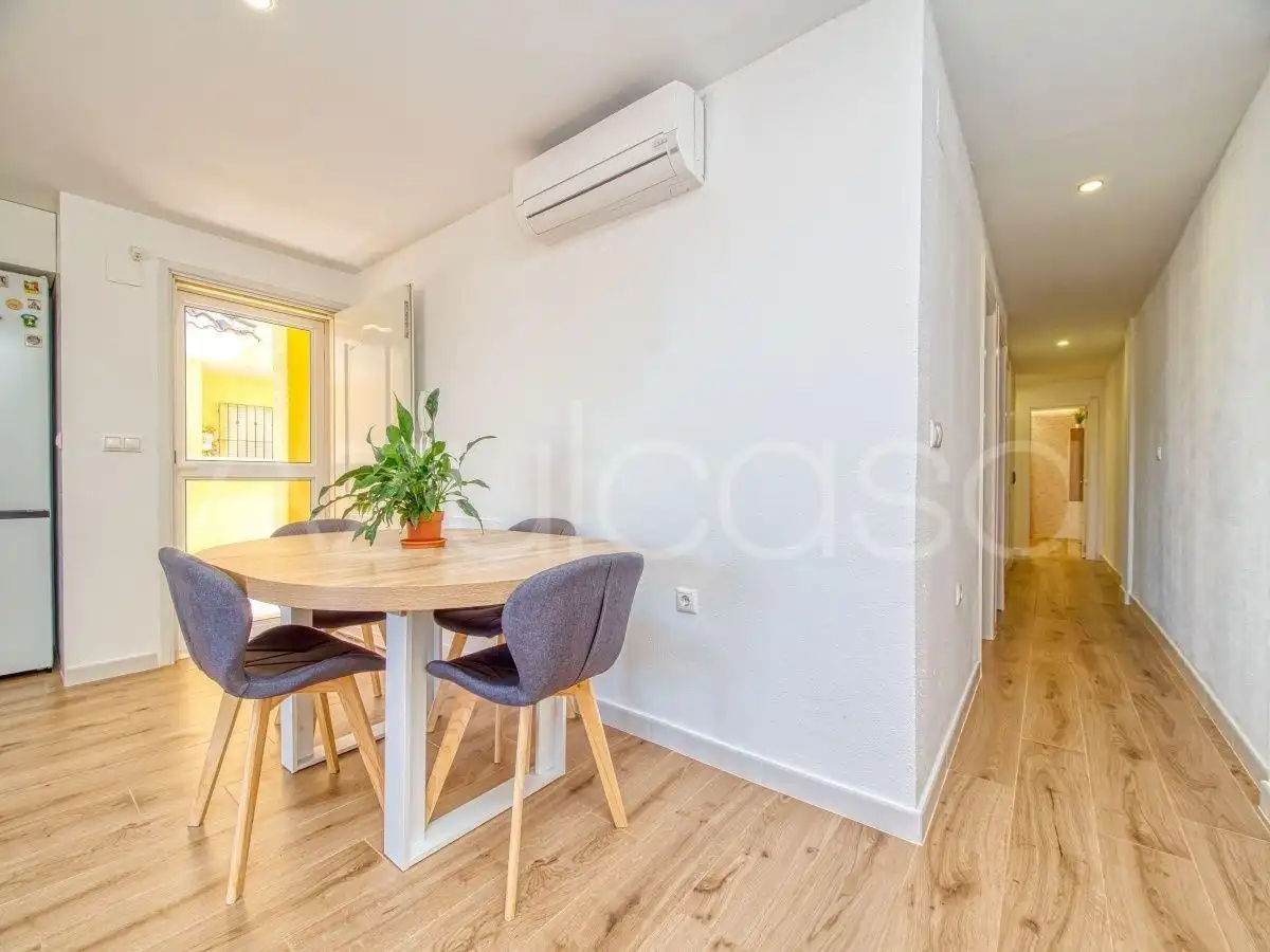 Dining room of Flat for sale in Mutxamel  with Parquet flooring, Terrace and Community pool