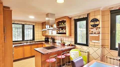 Foto 4 de Casa adosada en venta en Lugar de Codesedas, Parroquias de Santiago, Santiago de Compostela