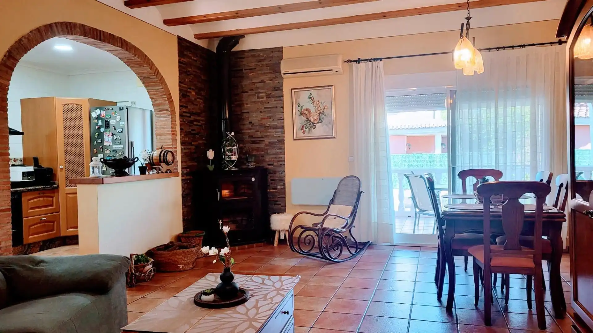 Sala de estar de Casa o chalet en venta en Ador con Aire acondicionado, Calefacción y Jardín privado
