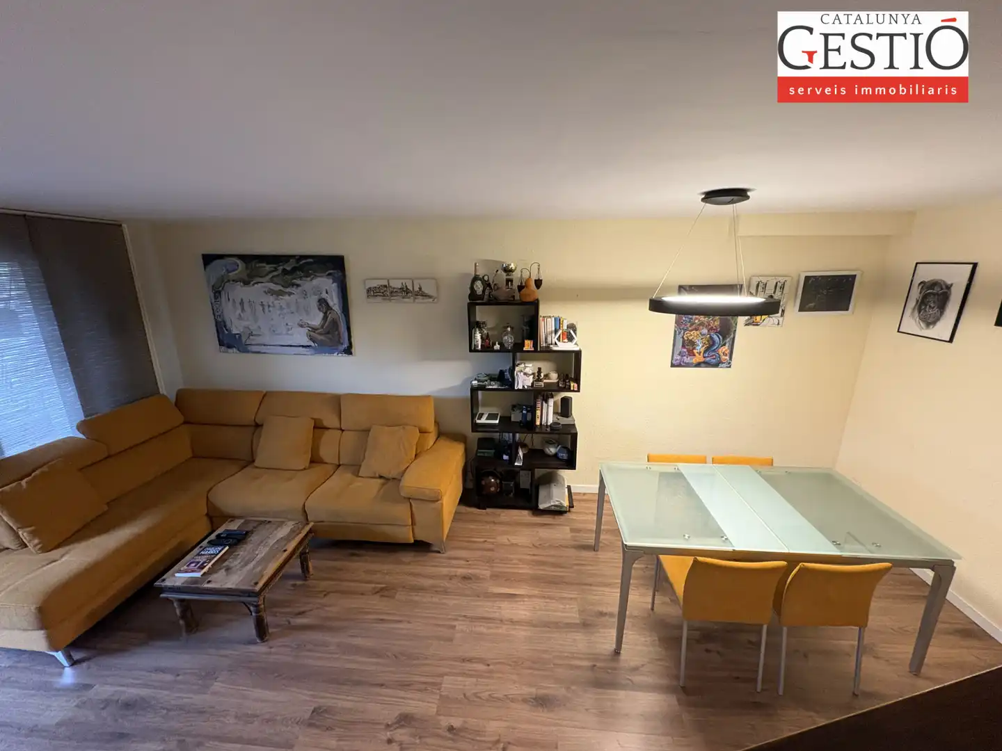 Wohnzimmer von Einfamilien-Reihenhaus zum Verkauf in Corbera de Llobregat mit Heizung, Privatgarten und Terrasse