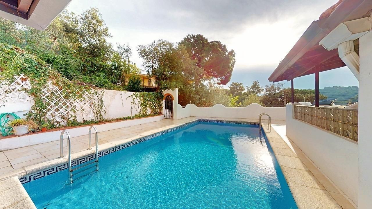 Piscina de Casa o xalet en venda en Lloret de Mar amb Aire condicionat, Calefacció i Jardí privat