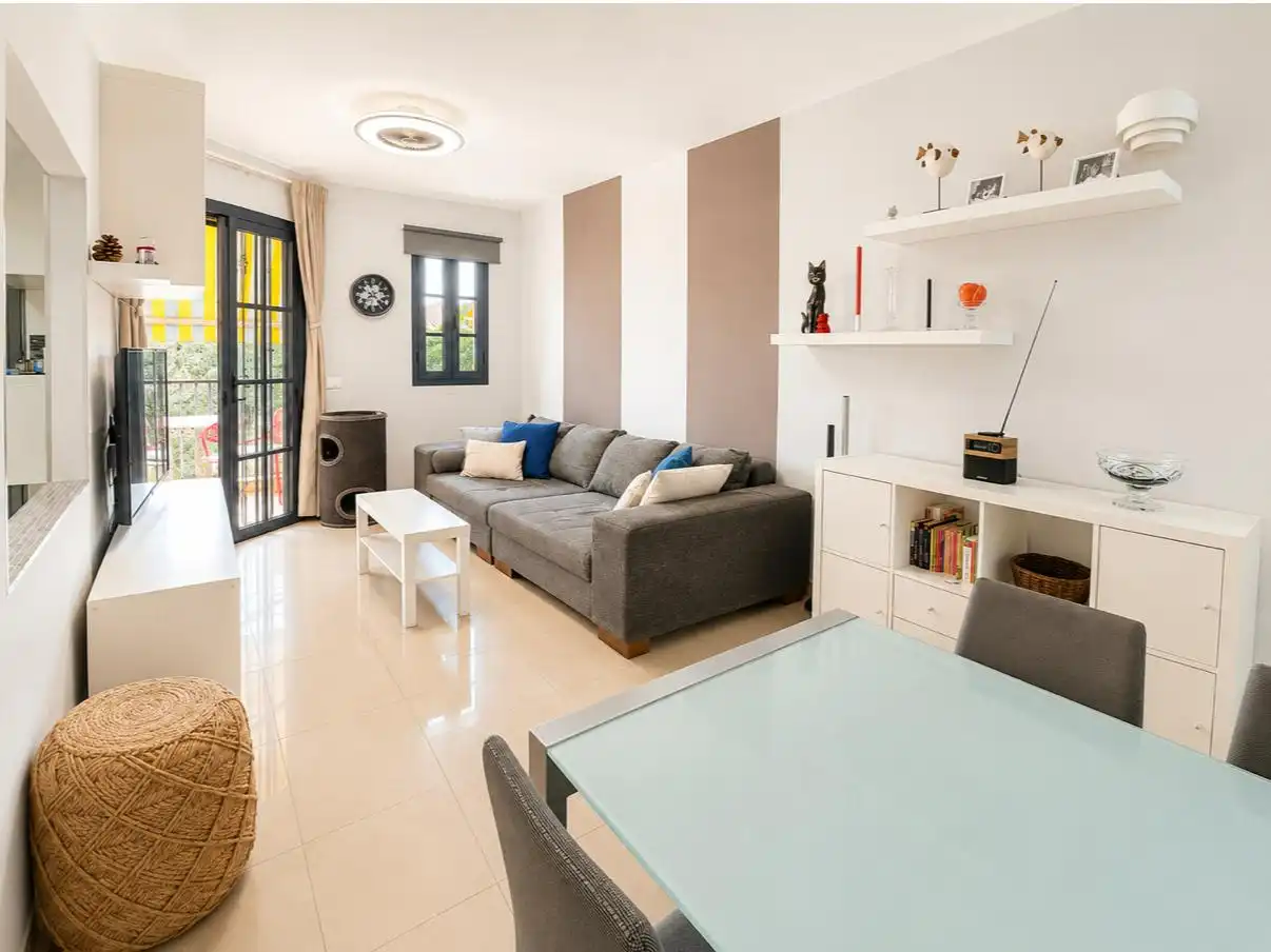 Living room of Flat for sale in Arona  with Furnished, Balcony and Community pool