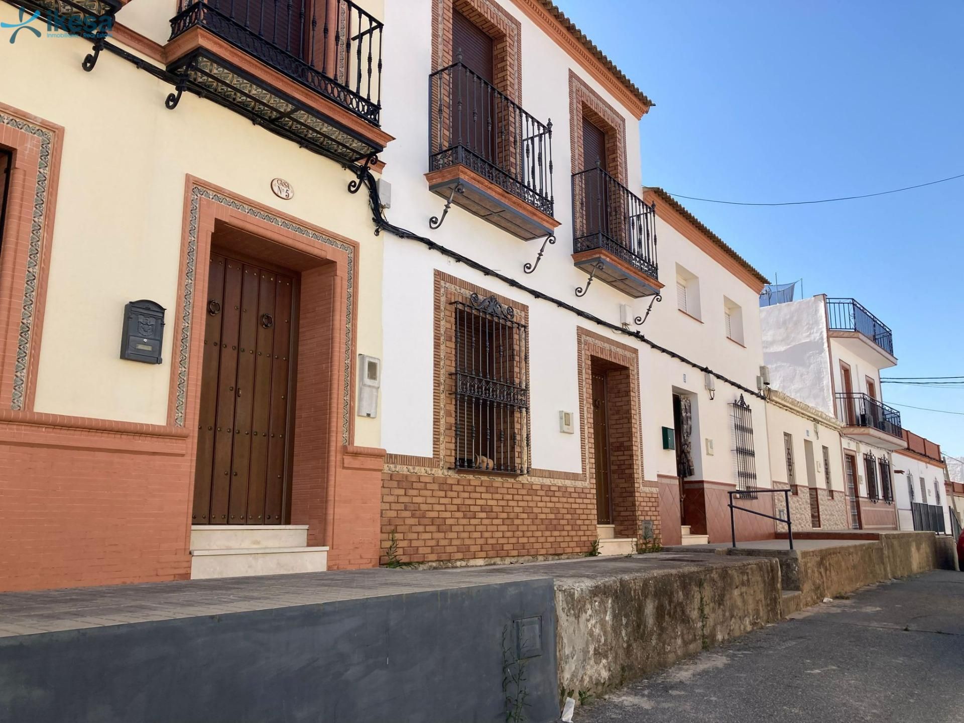 Single-family semi-detached for sale in Aznalcóllar