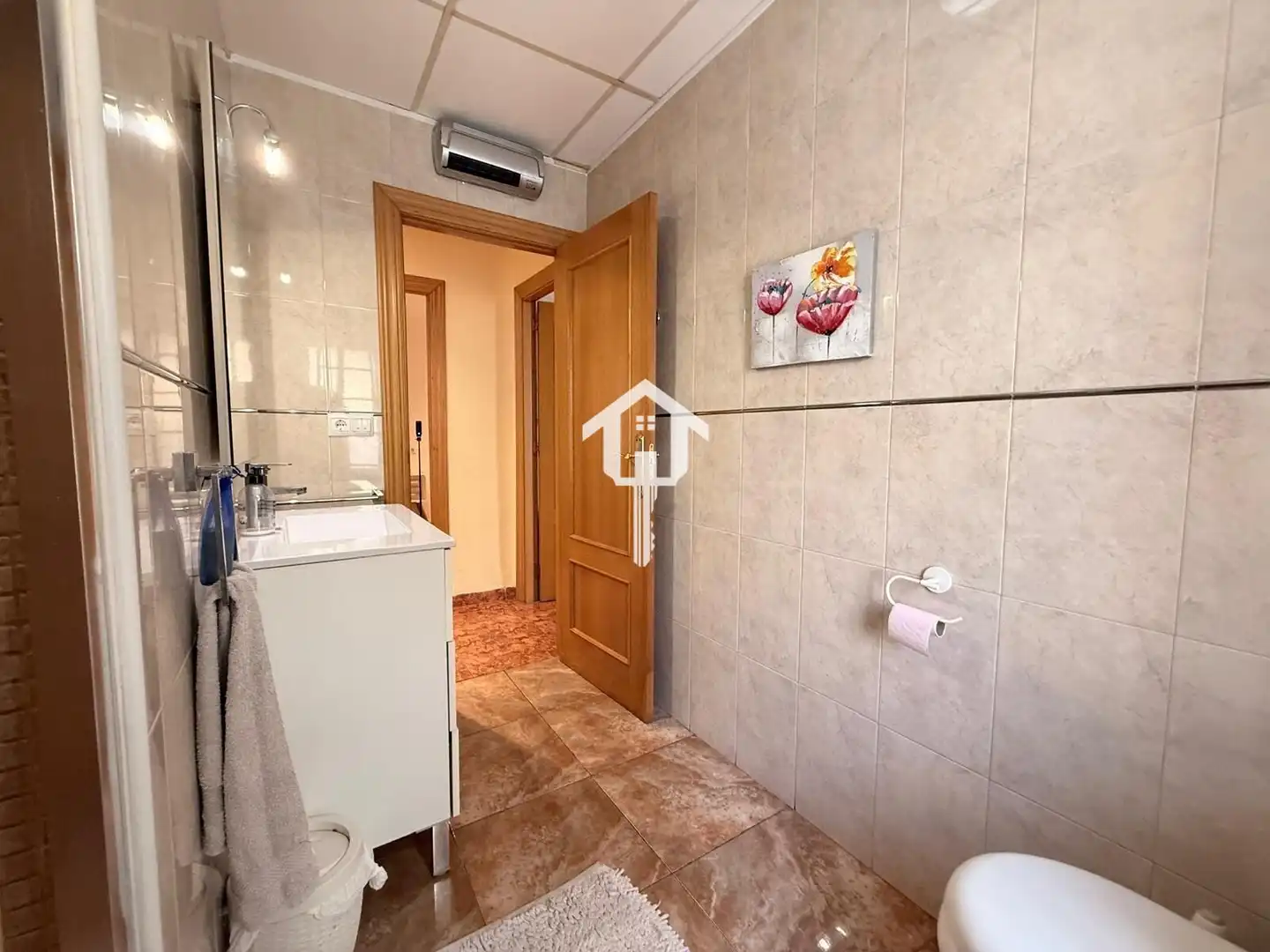 Badezimmer von Wohnung zum Verkauf in Alicante / Alacant mit Klimaanlage und Möbliert