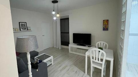 Foto 2 de Piso de alquiler en Calle el Purche, Crta. De la Sierra,  Granada Capital