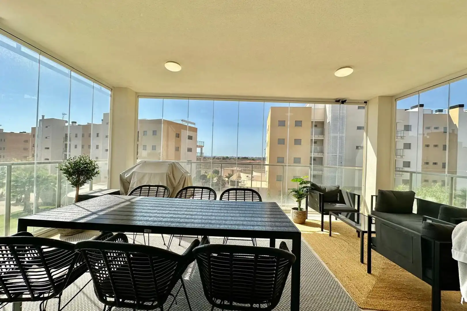 Apartamento con terraza en venta en Orihuela Costa, imagen 2