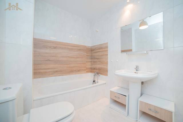 Piso en Venta en Calle de Rafael Botí en La Florida -  El  Plantío