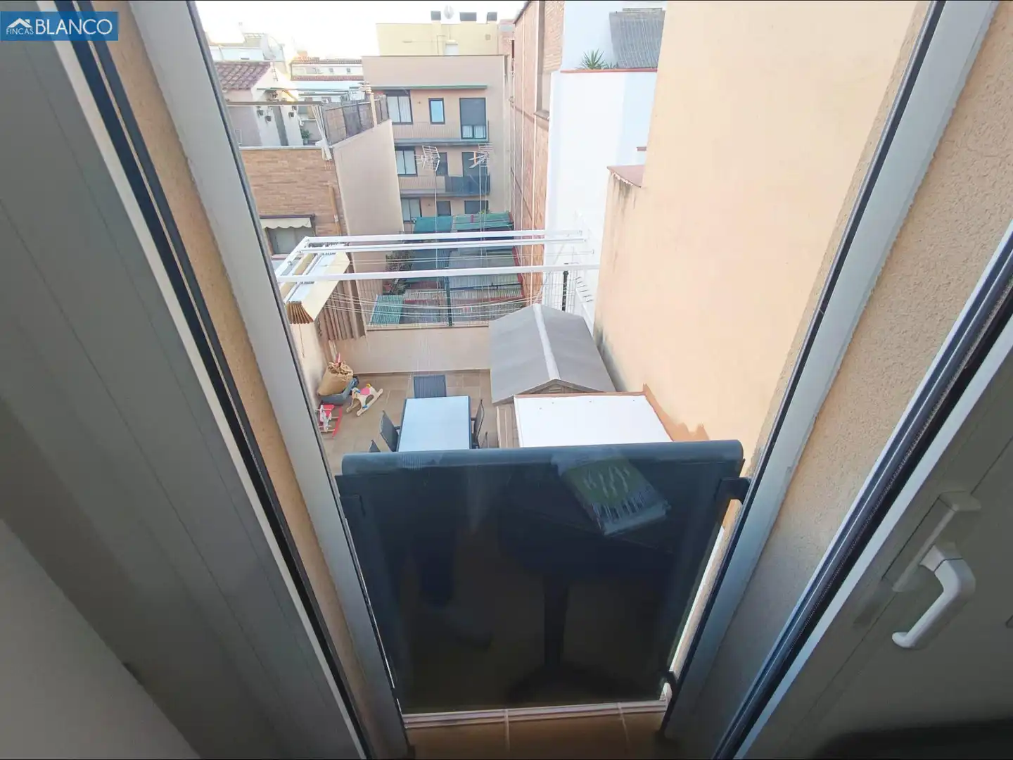 Balcony of Houses for sale in L'Hospitalet de Llobregat  with Air Conditioner, Heating and Terrace
