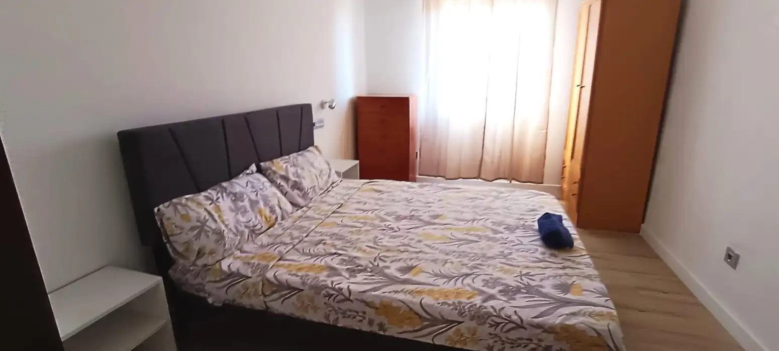Habitación de Piso de alquiler en Carreño con Amueblado