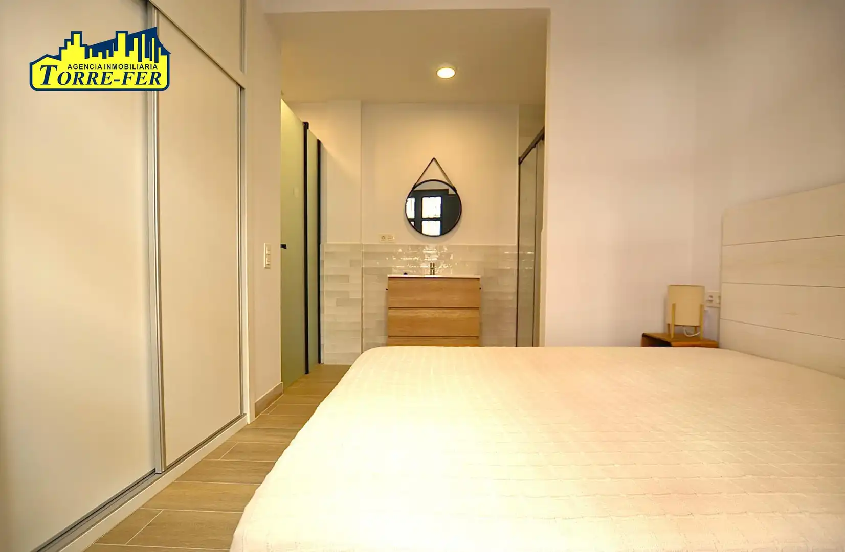 Bedroom of Apartments for rent in Almería  with Air Conditioner and Furnished