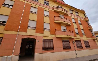 Vista exterior de Pis en venda en Lucena amb Balcó