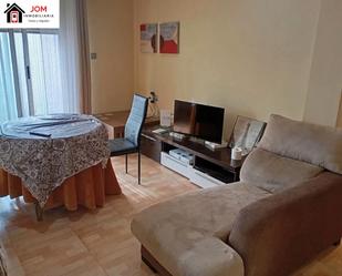 Living room of Flat for sale in  Albacete Capital  with Air Conditioner, Private garden and Furnished