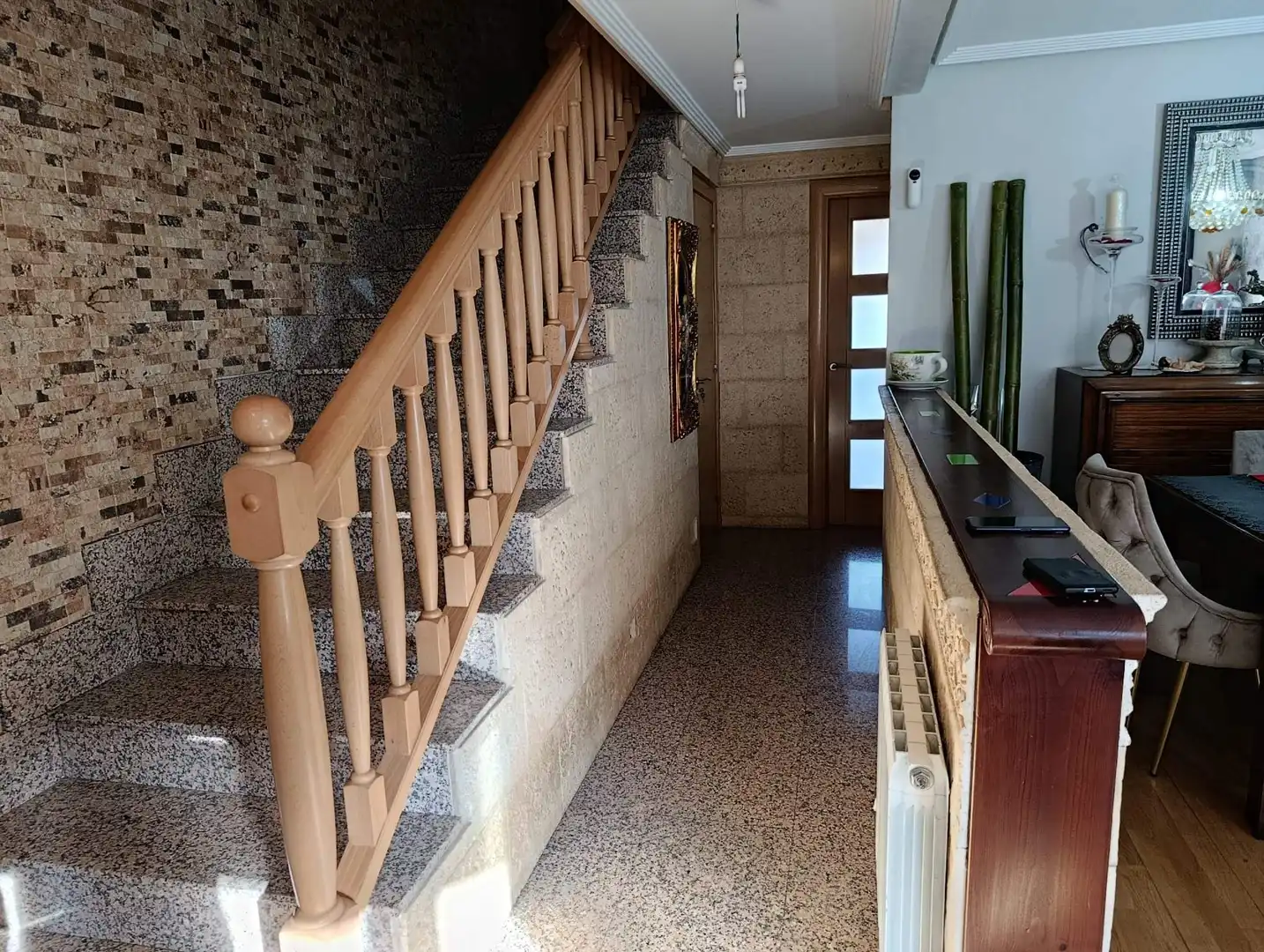Casa adosada en venta en Valverde de la Virgen con Jardín privado, Terraza y Balcón